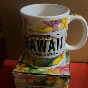BNIB HAWAII EXCLUSIVE MUG